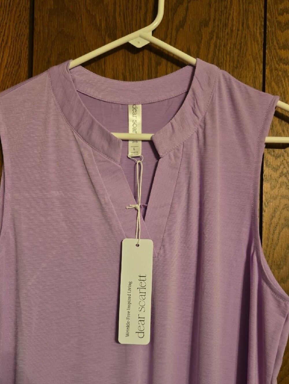 New Dear Scarlett Lavender Sleeveless Notch-Neck Tank Top - Picture 2 of 3